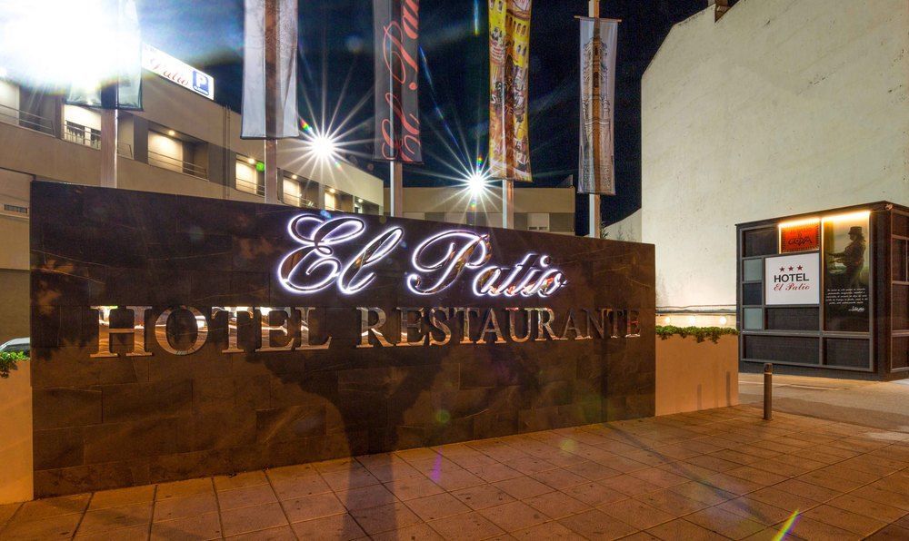 Hotel El Patio La Almunia de Doña Godina Esterno foto